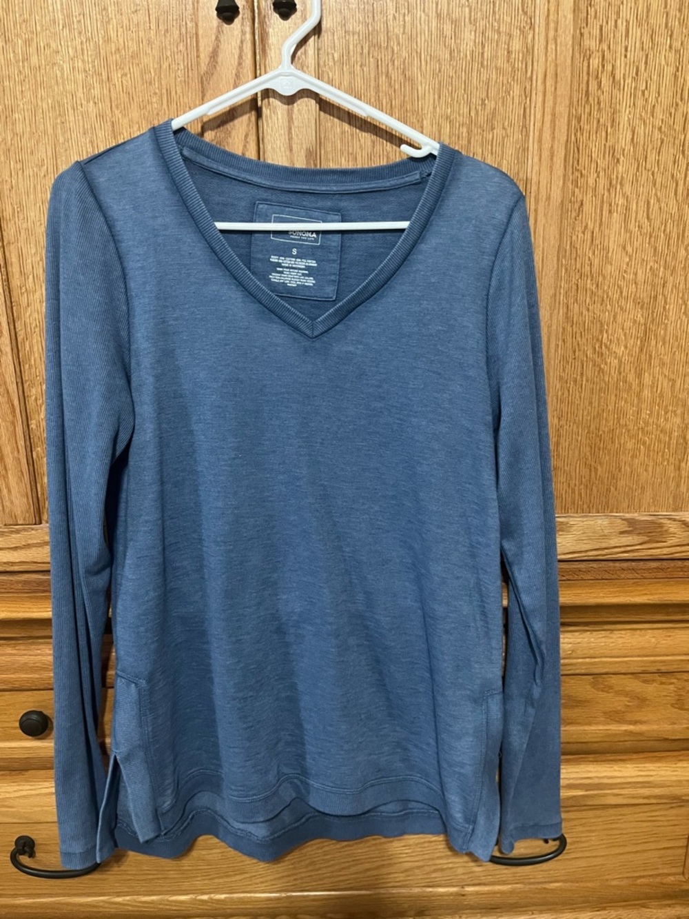 Sonoma Blue V-Neck Long Sleeve Pullover.